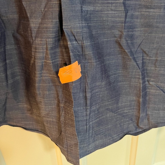 Apt. 9 dress shirt - Picture 4 of 4